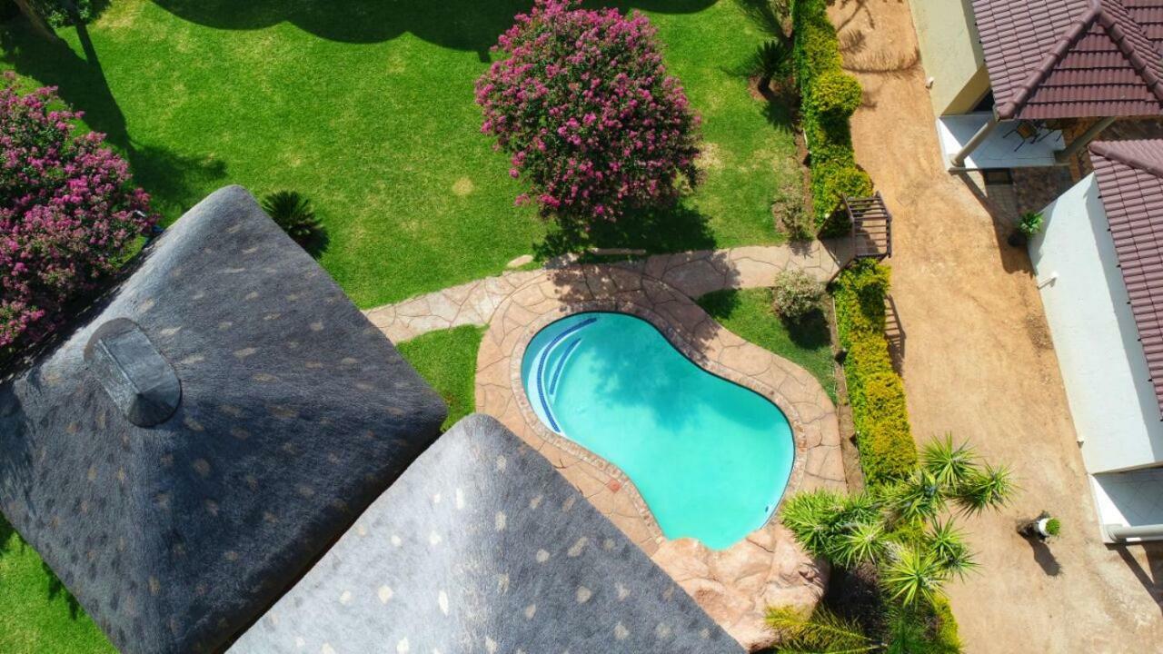 Mmakosha Lodge Pretoria-Noord Exterior foto